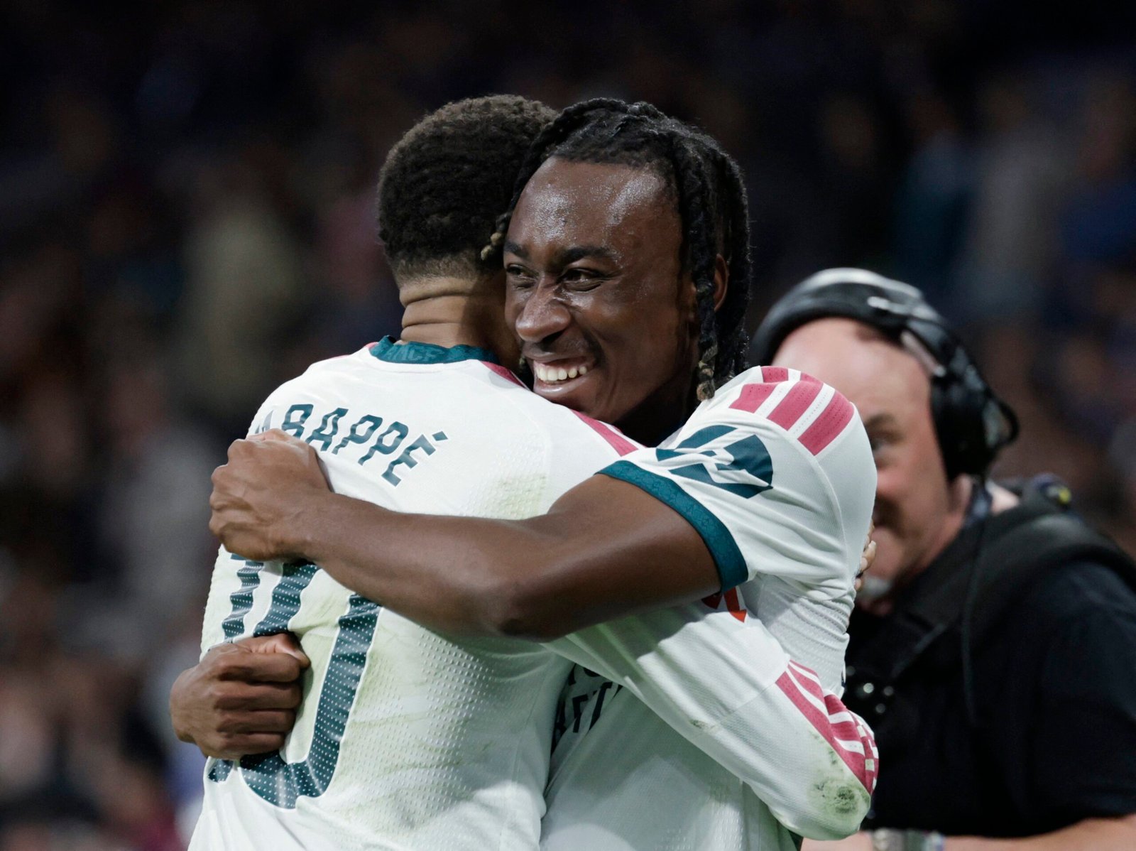 Yan Diomande brilha no Real Madrid em vaga de Vini Jr.