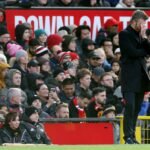 Manchester United avalia demissão de Michael Carrick após derrota