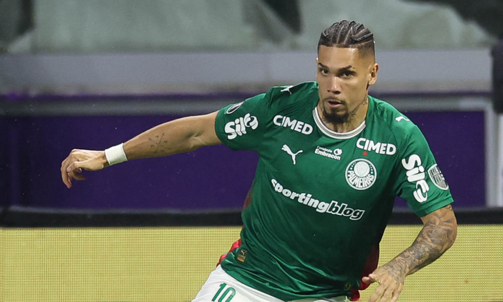 Palmeiras toma decisão envolvendo situação com Paulinho