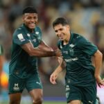 Com hat-trick de Savarino, Fluminense goleia Coritiba no Maracanã