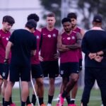 Bastidores do Corinthians têm desgaste entre jogadores e diretoria