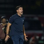 Abel elogia Palmeiras e pede apoio da torcida por três títulos