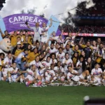 São Paulo empata com Corinthians e vence o Brasileiro Feminino