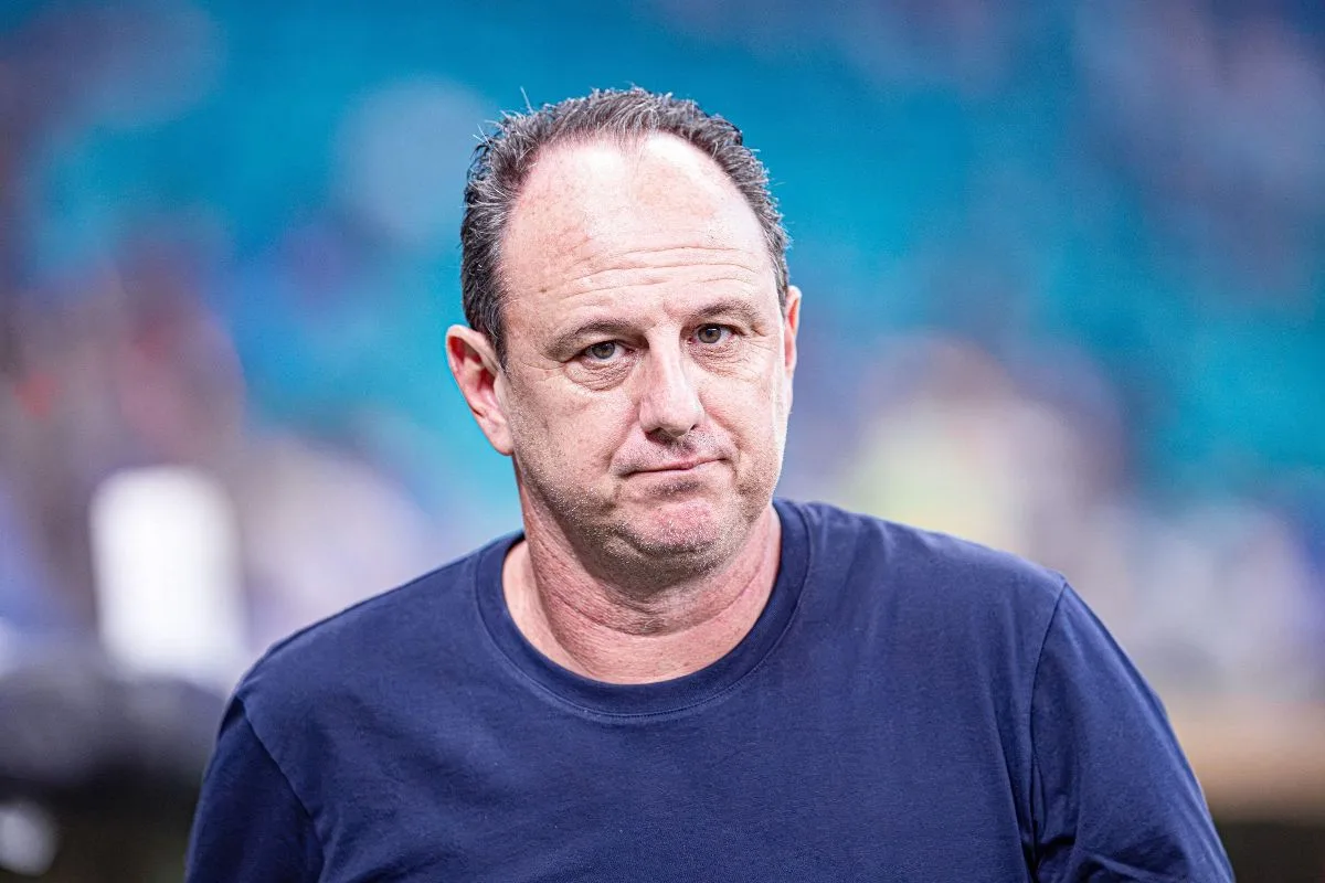 Rogério Ceni elogia Neymar, mas faz alerta após expulsão