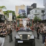 Paulo Sergio e Jorginho levam Bayer 04 ao desfile da Oktoberfest Blumenau