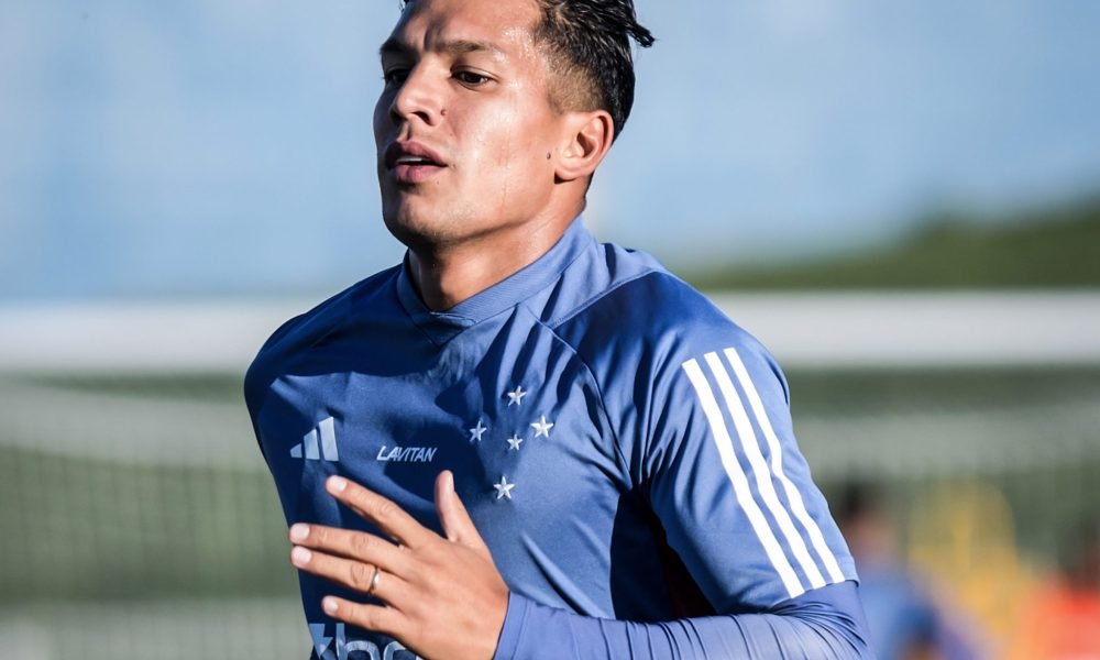 Capitão do Cruzeiro não é relacionado para o jogo contra o Bragantino