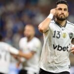 Ídolo do Botafogo chama torcida para clássico contra o Vasco e desabafa: "Saudade do Nilton Santos pulsando"