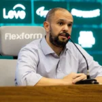 Presidente do Fluminense detona arbitragem após Fla-Flu