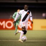 Escalação do Vasco: Marino treina entre os titulares e pode receber chance contra o Botafogo