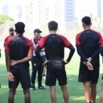 Tencati revela trabalho emocional no Botafogo-SP para reação na Série B: "Futebol precisa de paz"