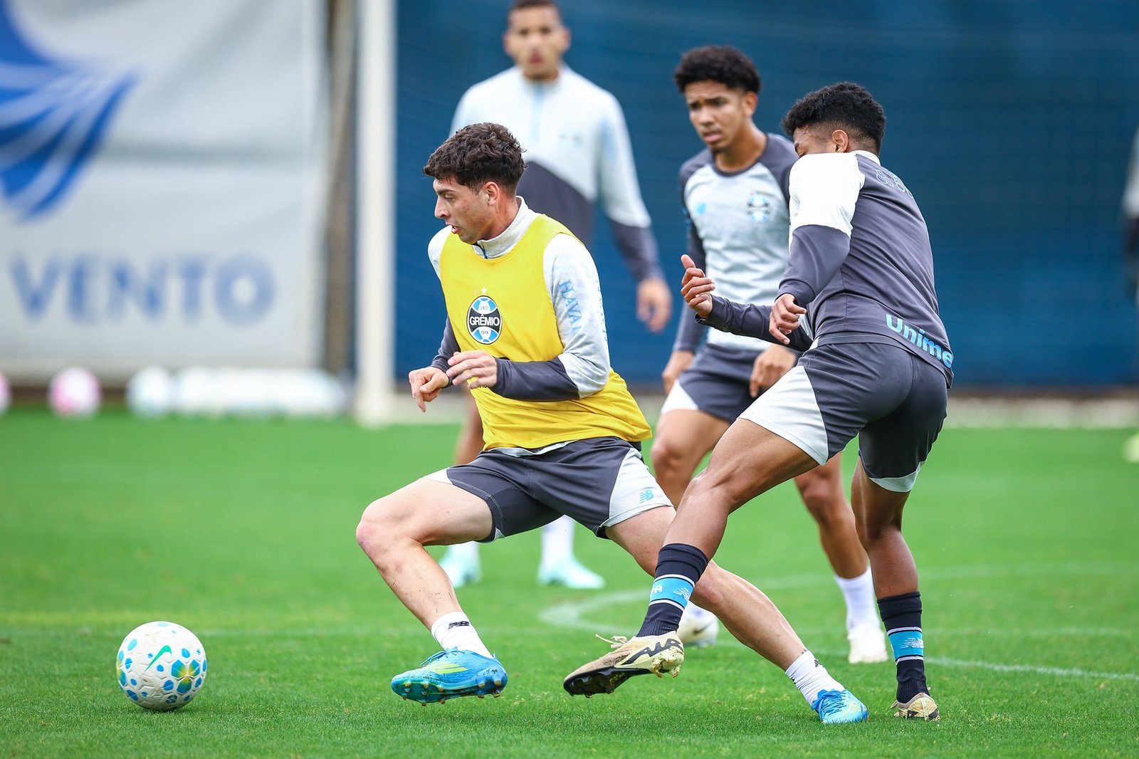 Grêmio se prepara para o Gre-Nal com mudanças em ao menos dois setores