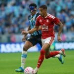 Especialista de arbitragem aponta erro em pênalti não marcado no Gre-Nal