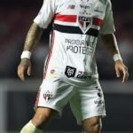 Artur celebra fim de jejum e projeta objetivos maiores após vitória do São Paulo