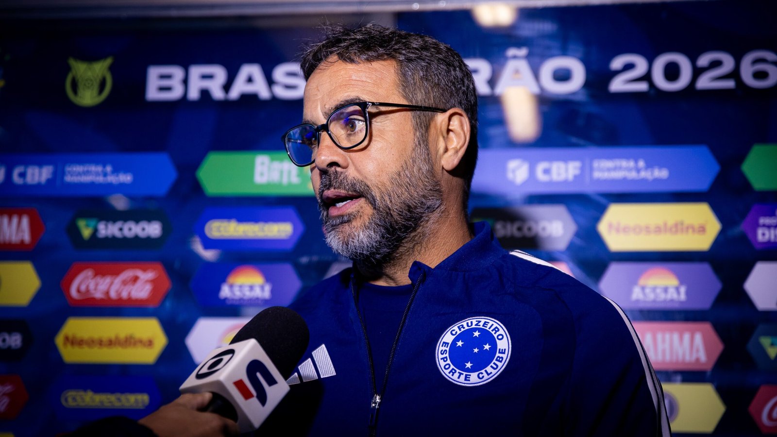 Artur Jorge defende limite de estrangeiros e prevê evolução vizinha