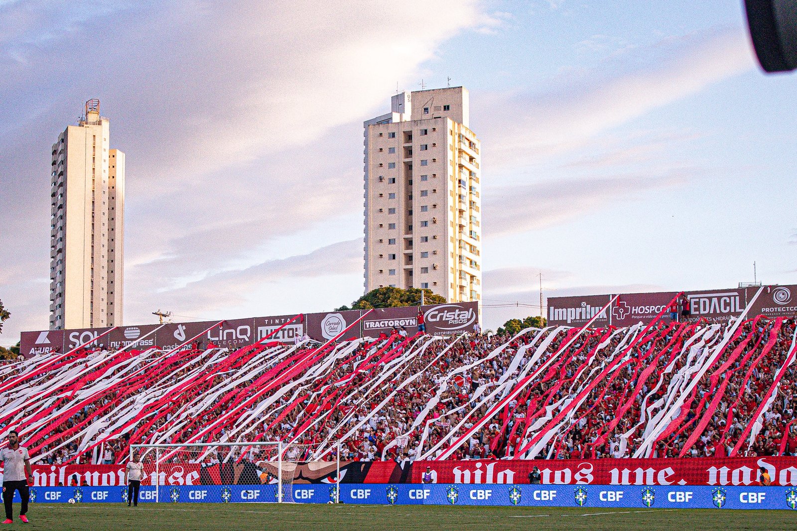 Vila Nova deixa o G-2, mas aposta em jogos no OBA pelo acesso direto