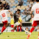 Fluminense busca reação após eliminação da Libertadores e ganha força na briga por vaga em 2027