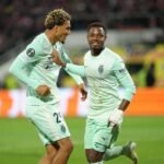 Ansu Fati e Brunner comemorando um dos gols do Mônaco (Foto: Divulgação/Mônaco)