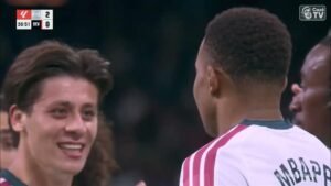 GOOOOOOOOOL! MBAPPÉ AMPLIA DE PERTO COM ASSISTÊNCIA DE BELLINGHAM