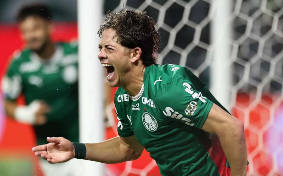 Giay fala sobre momento atual no clube: 'Feliz'
