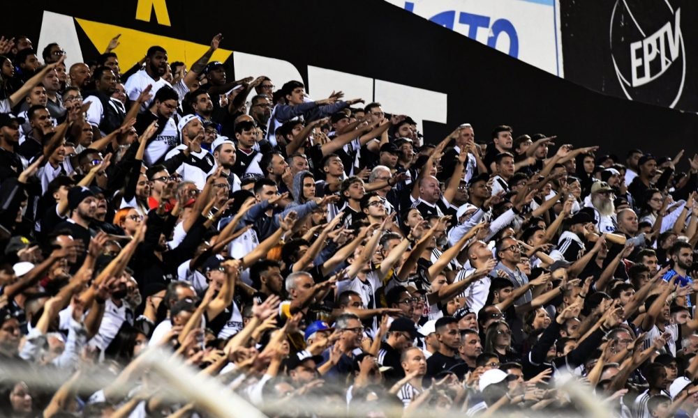 Lateral da Ponte Preta abre o jogo após rebaixamento para Série C: "Bizarro o que estamos vivendo"