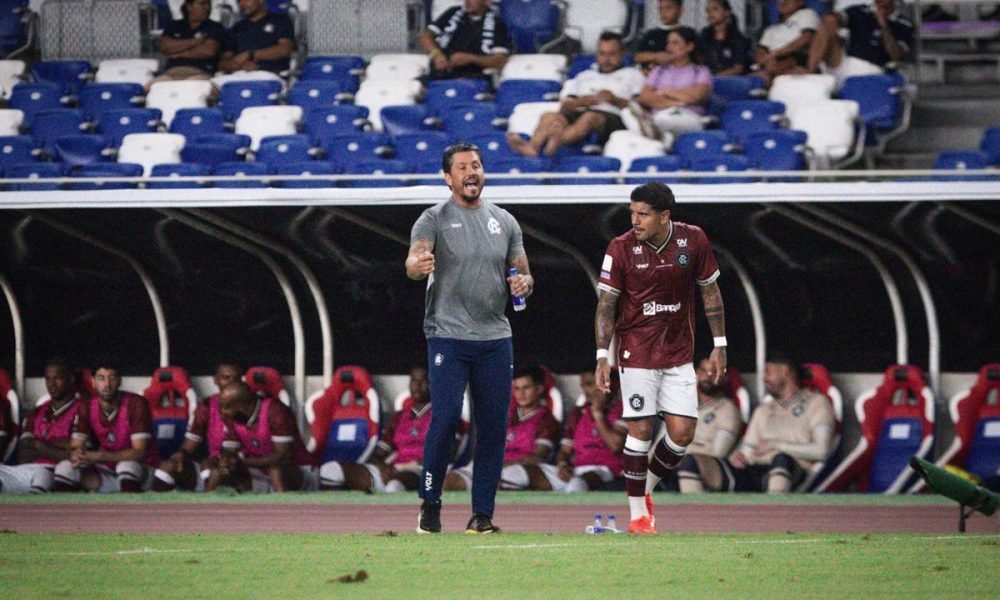 Remo expõe lances polêmicos e cobra arbitragem após empate com o Grêmio