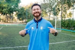 Fred Bruno é atingido com um tiro de raspão (Foto: Reprodução/Acervo Globo)