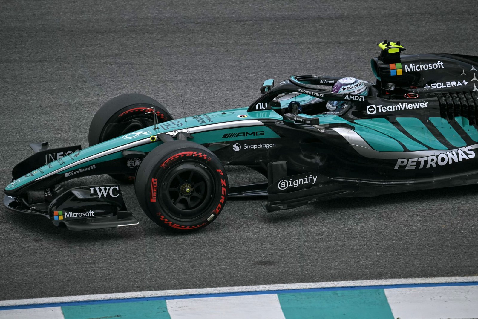 F1: Antonelli lidera 3º treino do GP do Bahrein; Bortoleto é 11º