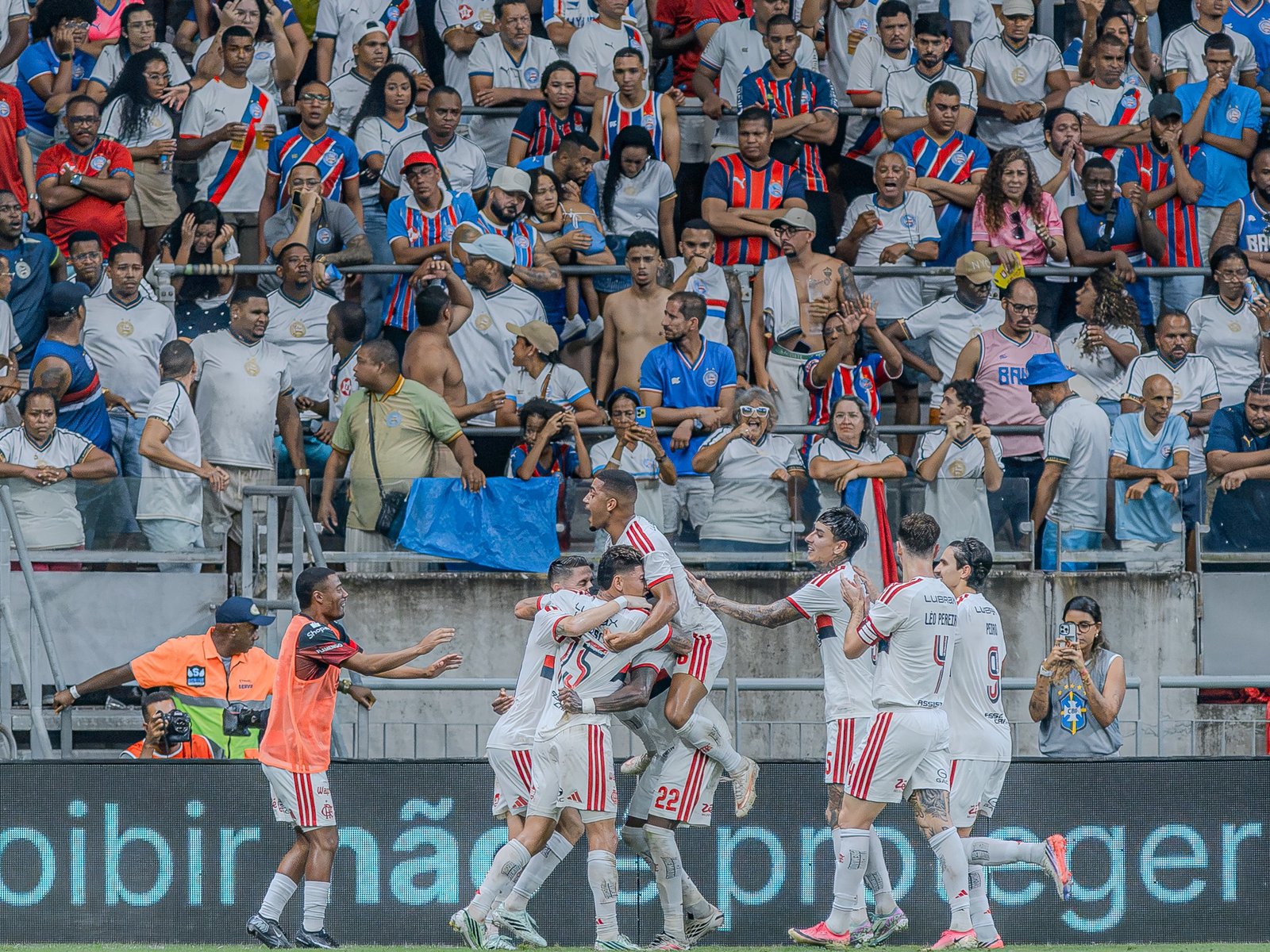 Bahia 0 x 3 Flamengo tem o maior público da 31ª rodada do Brasileiro; veja a lista