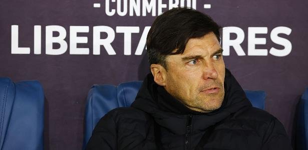 Alexander Medina, técnico do Estudiantes, comemorou a classificação para a final da Libertadores