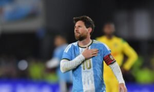 Confira a reação de Messi em despedida da Seleção Argentina