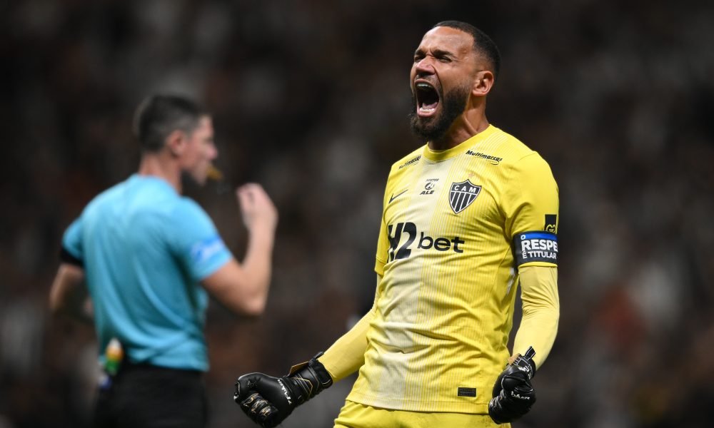 Felipe Melo opina sobre disputa no gol do Atlético para final da Sul-Americana: "Decisivo"
