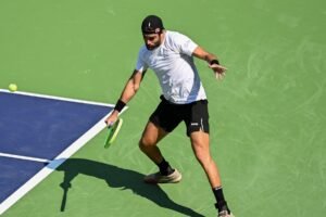 Berrettini estreia com vitória e lidera viradas na 1ª rodada de Xangai