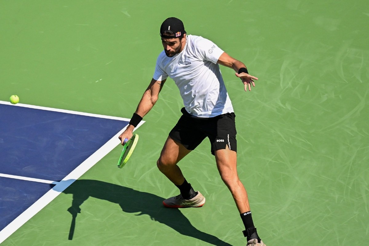 Berrettini estreia com vitória e lidera viradas na 1ª rodada de Xangai