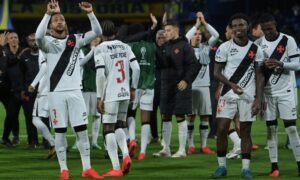 Vasco vence o Boca Juniors em La Bombonera, quebra tabu de 75 anos e faz história na Sul-Americana