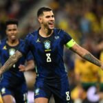 Intocável com Ancelotti, Bruno Guimarães celebra 50 jogos pela Seleção com gol e faixa de capitão
