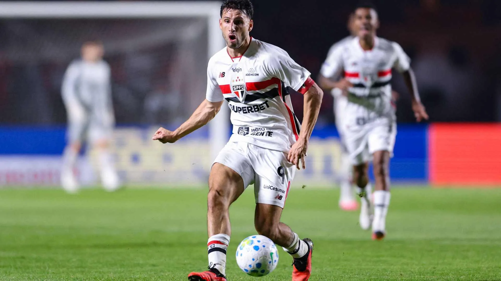 Calleri lidera São Paulo em 2026 e fica a cinco gols dos 100