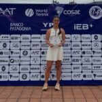 Duda Carbone conquista seu maior título e se aproxima do top 100 juvenil