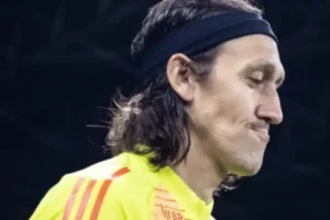 Cássio revela problema com álcool e agradece a Tite