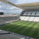 Corinthians avança com Caixa para quitar dívida da Arena