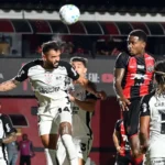Futebol na TV hoje: segunda-feira (19) tem Corinthians x Vitória e Série B