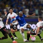 Cruzeiro vence o São Paulo em casa e entra no G4 do Brasileirão