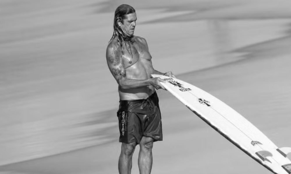 Morre o surfista Dadá Figueiredo aos 61 anos