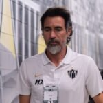 ‘É todo mérito dele’, diz Domínguez sobre Alexsander após vitória do Atlético-MG diante do Coritiba -