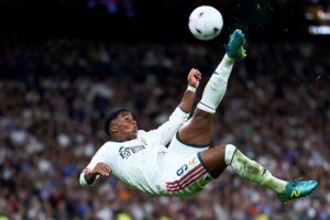 Endrick comemora 1ª titularidade no Real Madrid com Mourinho: "Em casa"