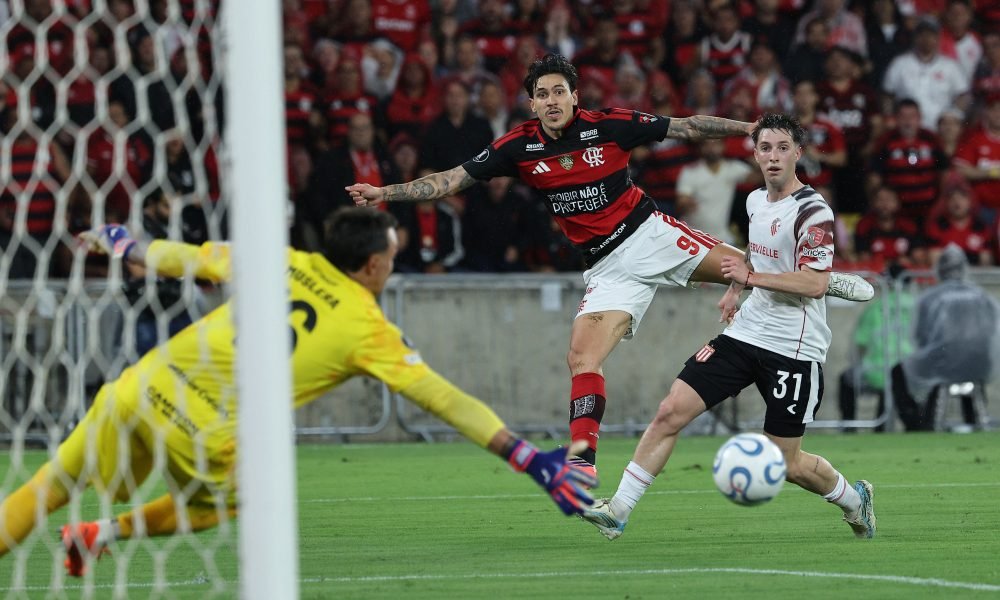 Atuações ENM: Flamengo é ineficiente no ataque e recebe nó tático do Estudiantes; veja nota