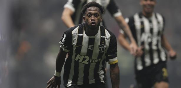 Fred comemora gol em Atlético-MG x Cruzeiro, pela Copa do Brasil