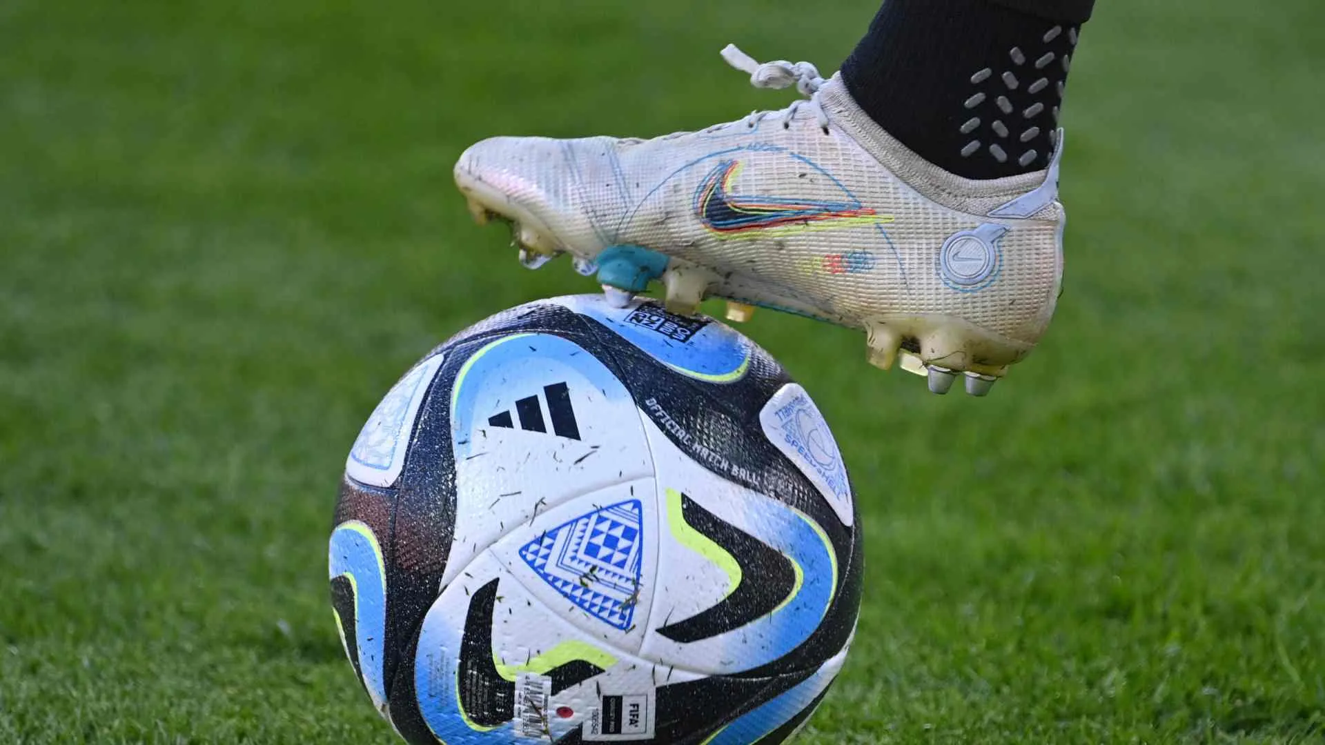 Futebol na TV hoje: Botafogo x Vasco e jogos desta quarta-feira (7)