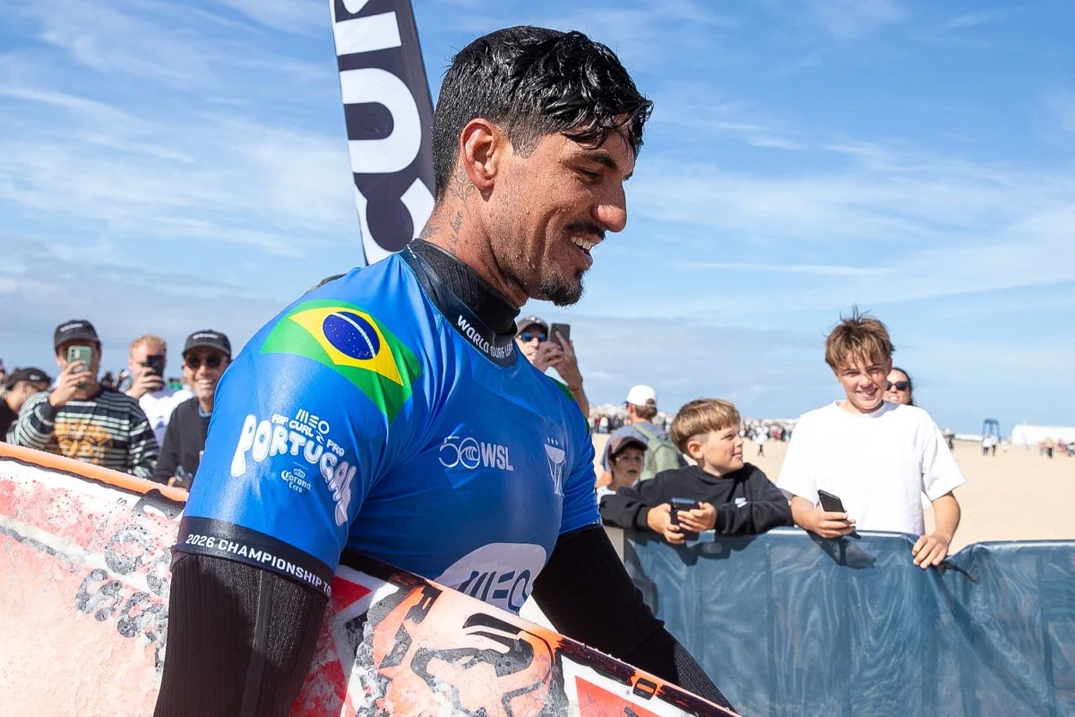 WSL: Gabriel Medina vence Italo Ferreira e vai à final em Peniche
