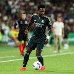 Sem Vinícius Júnior, Real Madrid enfrenta Sevilla pelo Campeonato Espanhol