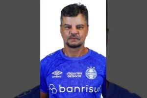 Auxiliar técnico do Grêmio, Alexandre Mendes é preso em Porto Alegre